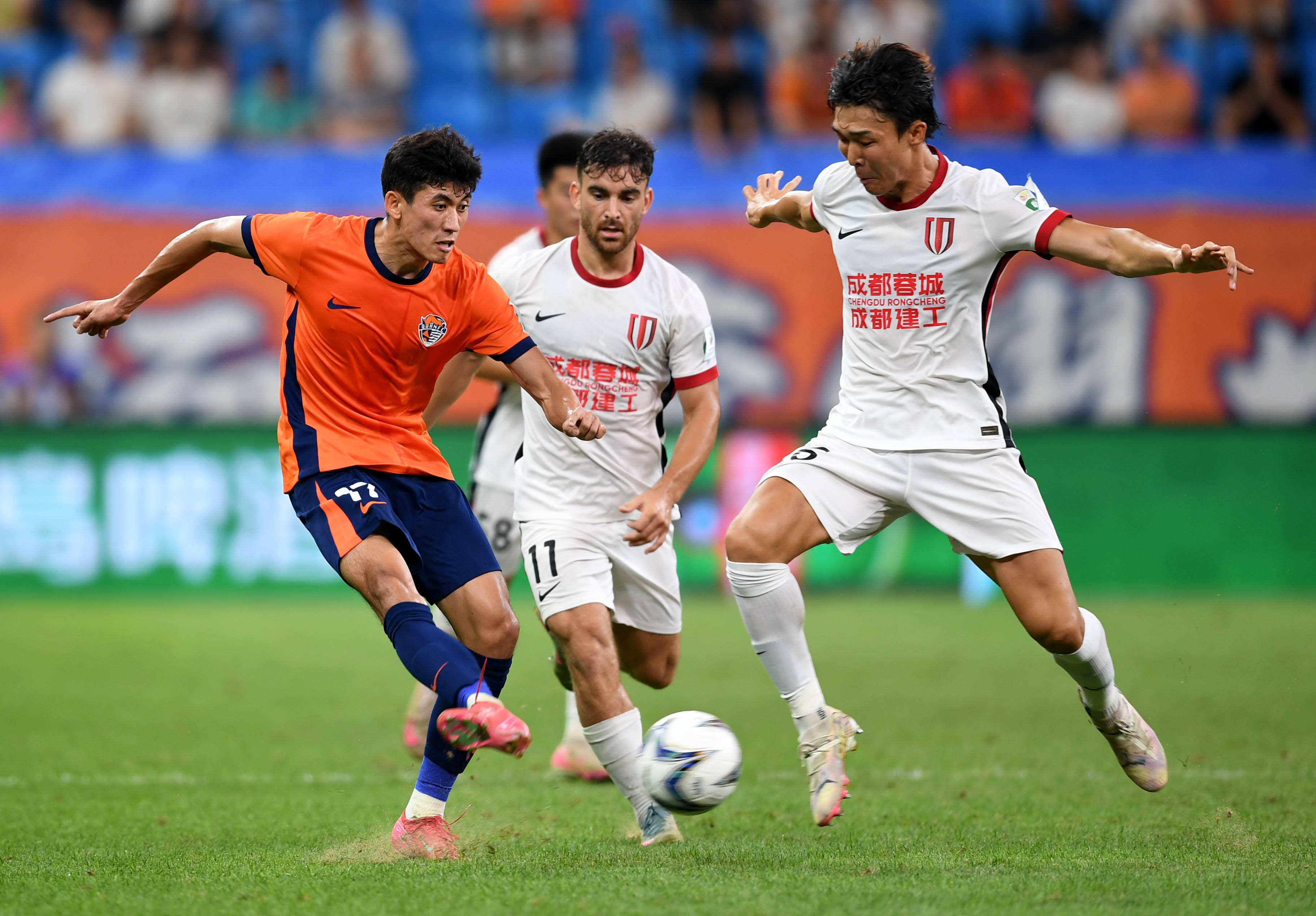 九游网页版-赛后成都蓉城调整名单以备德甲北京国安回应争议备战欧超杯之后，C罗与40激战尤文图斯分钟