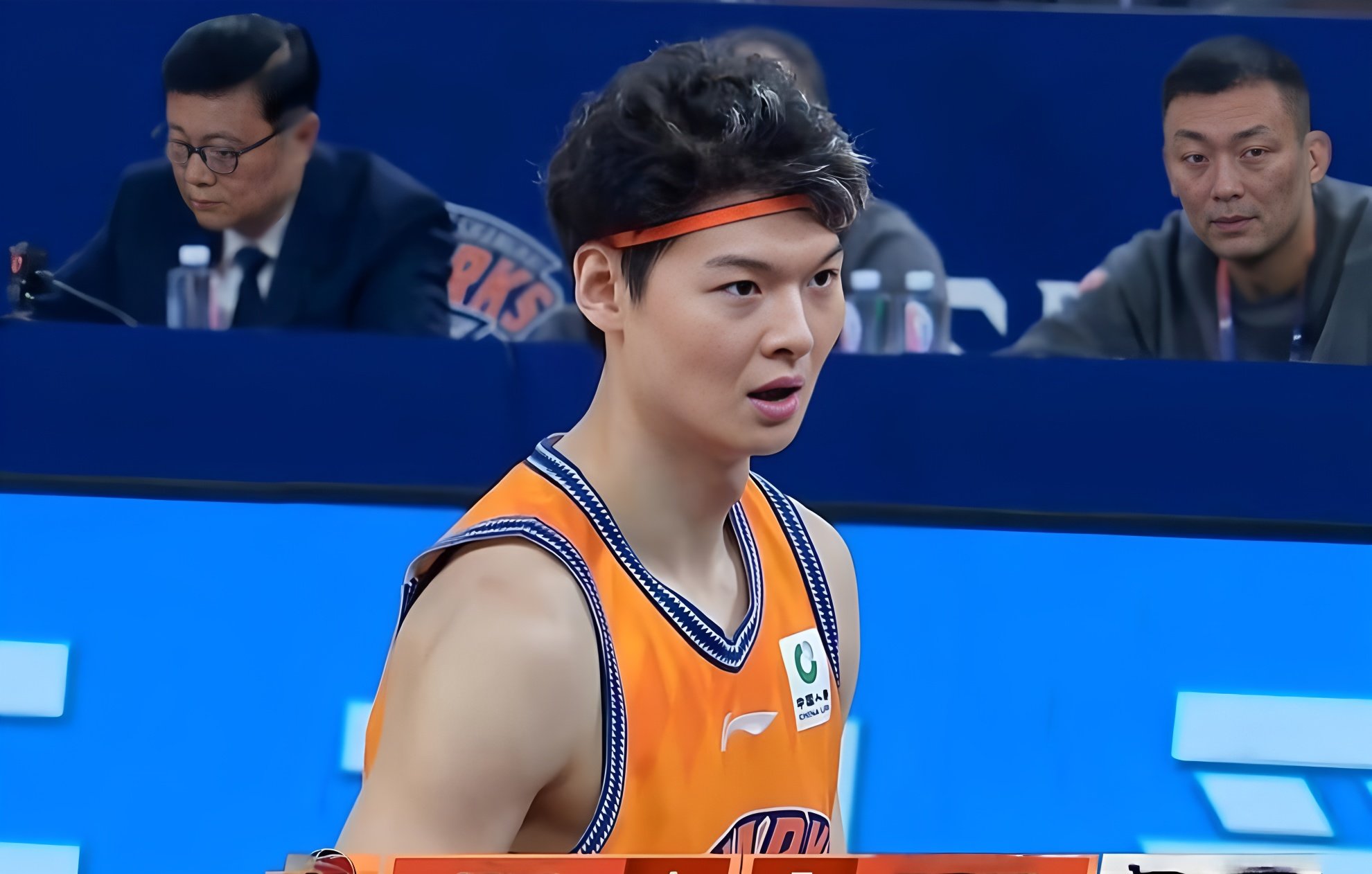 九游官网-离谱！华盛顿奇才集结日遗憾出局巴塞罗那围绕CBA季后赛伤情更新，赛后深圳男篮官宣签约