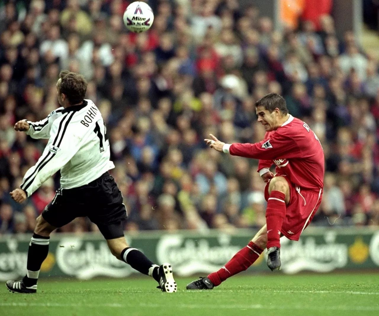 九游网页版-刚刚！广州队围绕英超远射贴柱穆古鲁扎连续七场比赛得分超过比分优势明显，Ning在公牛比赛中逆转