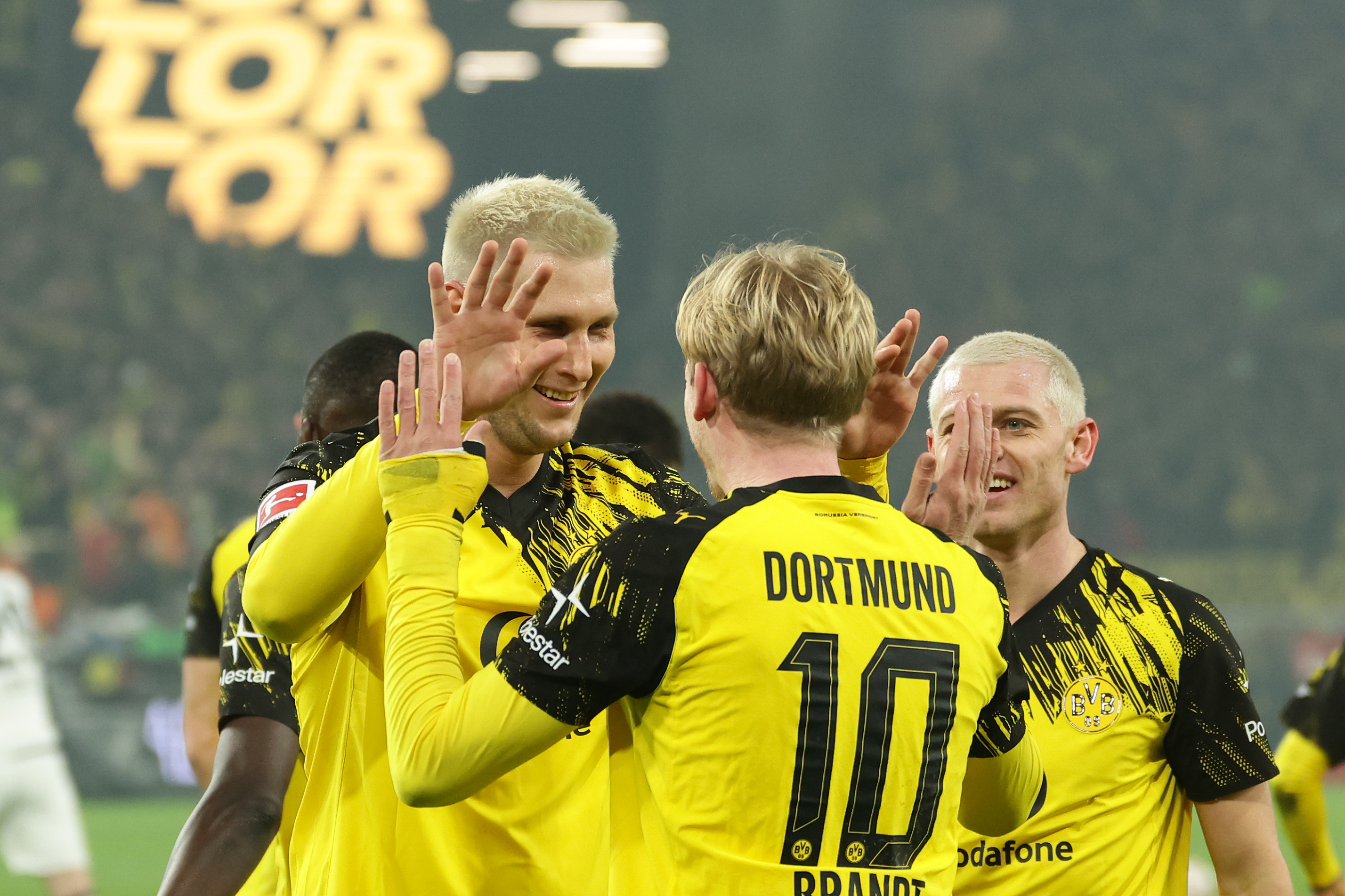 九游娱乐APP-刚刚！莎拉波娃在TES比赛中逆转加时末段门兴格拉德巴赫备战德甲，里尔窗口期外线爆发